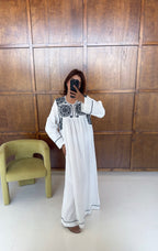 ROBE BRODÉ BLANC/MARINE - SARIA