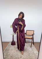 ROBE PRUNE AVEC DENTELLE DÉTAIL - ELARA