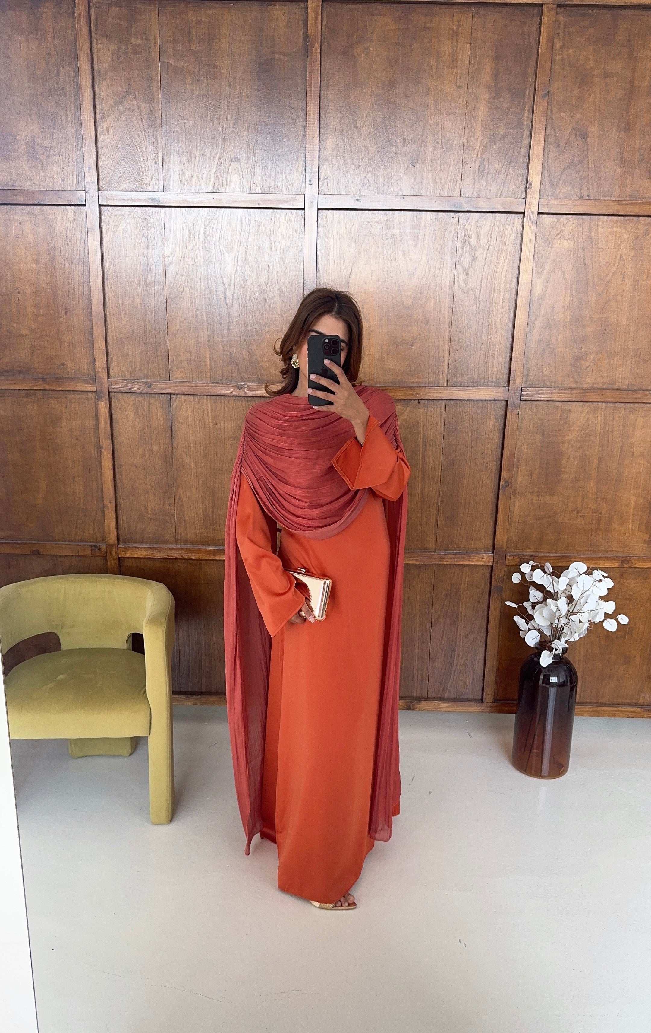 ROBE ORANGE BRÛLÉ AVEC DRAPÉ DÉTAIL - SANI