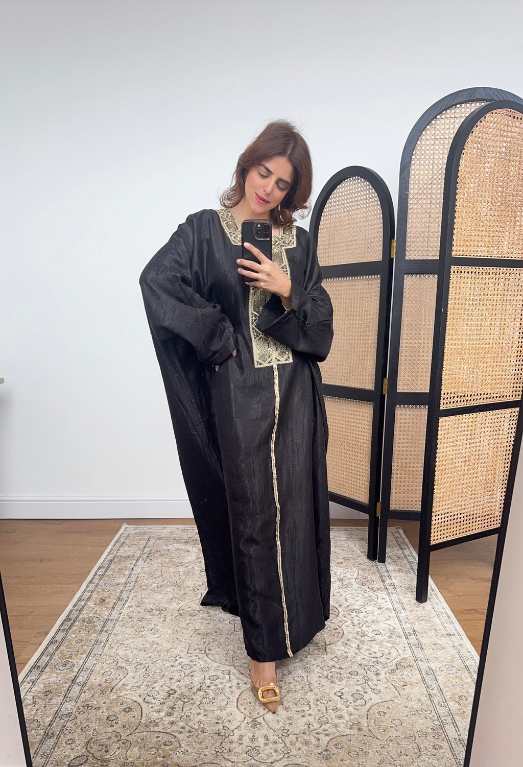CAFTAN SHIMMER NOIR AVEC DORÉ DENTELLE - SAHRA