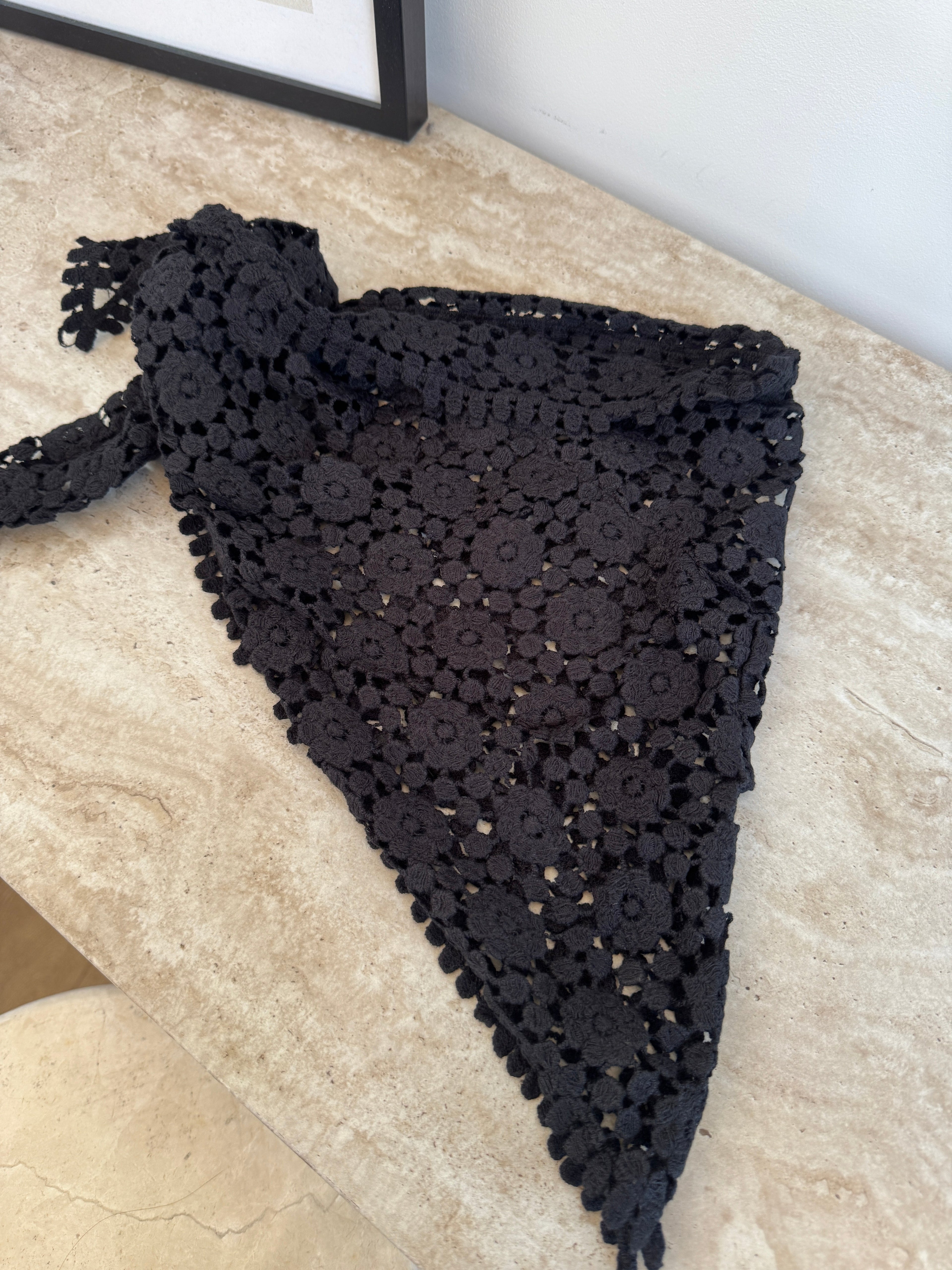 CROCHET NOIR TAILLE CEINTURE