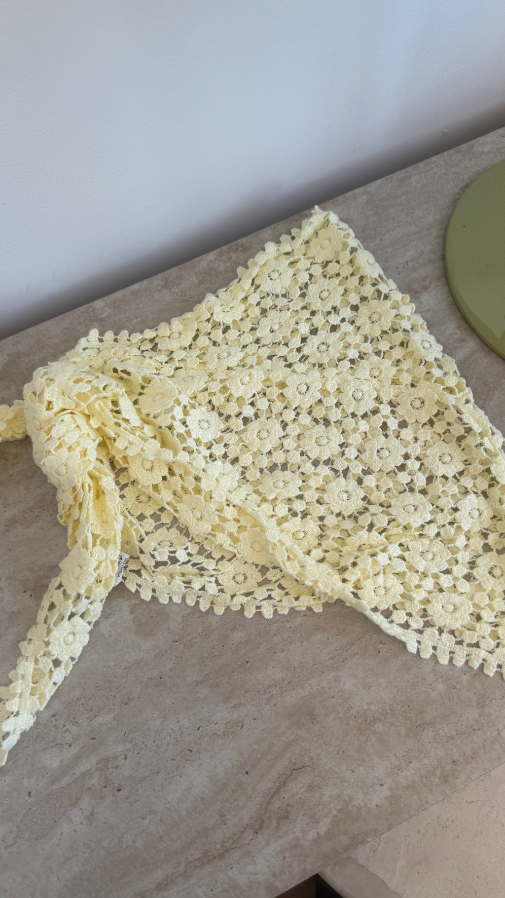 BUTTER JAUNE CROCHET TAILLE CEINTURE