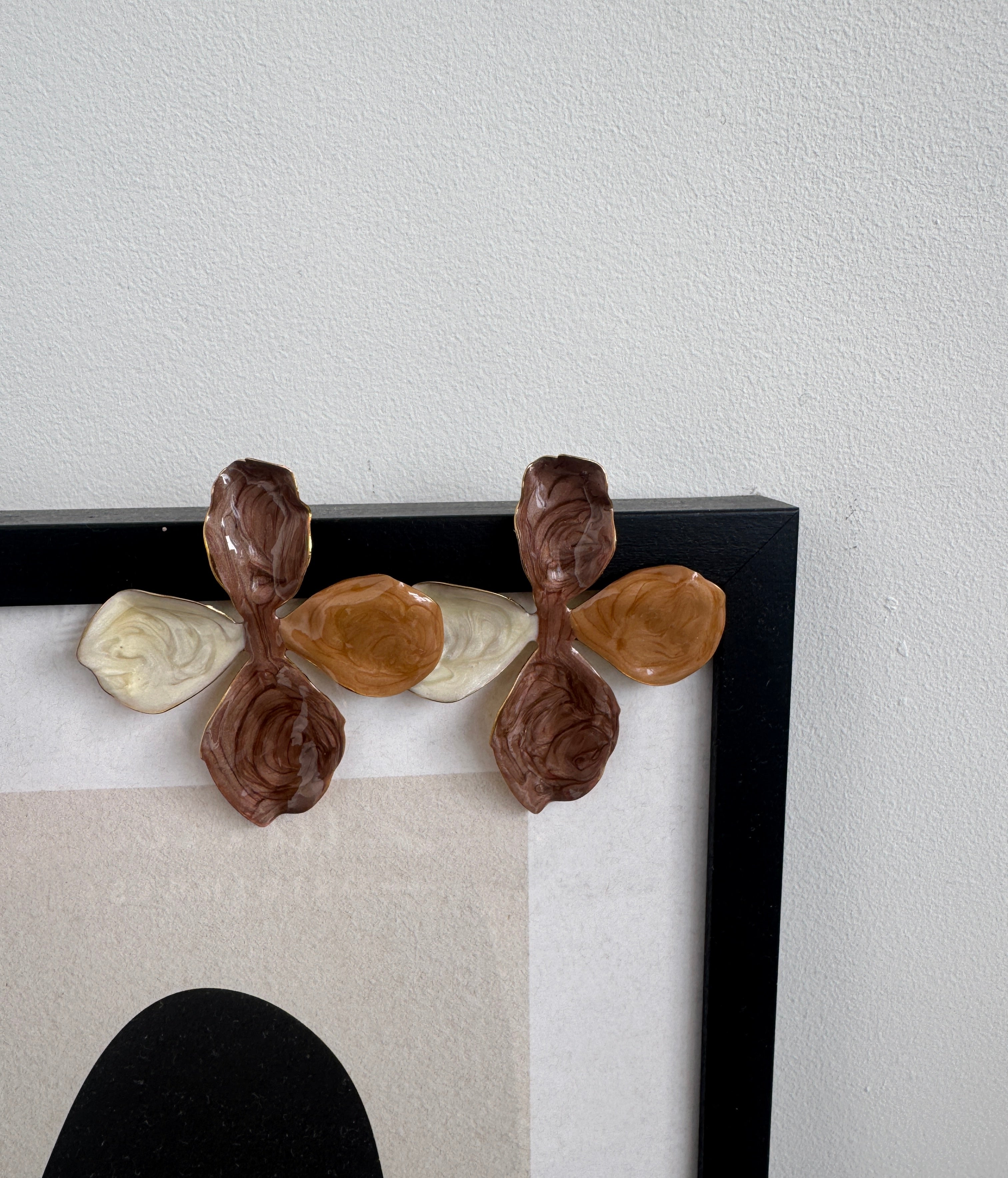 PETAL MARRON BOUCLES D'OREILLES