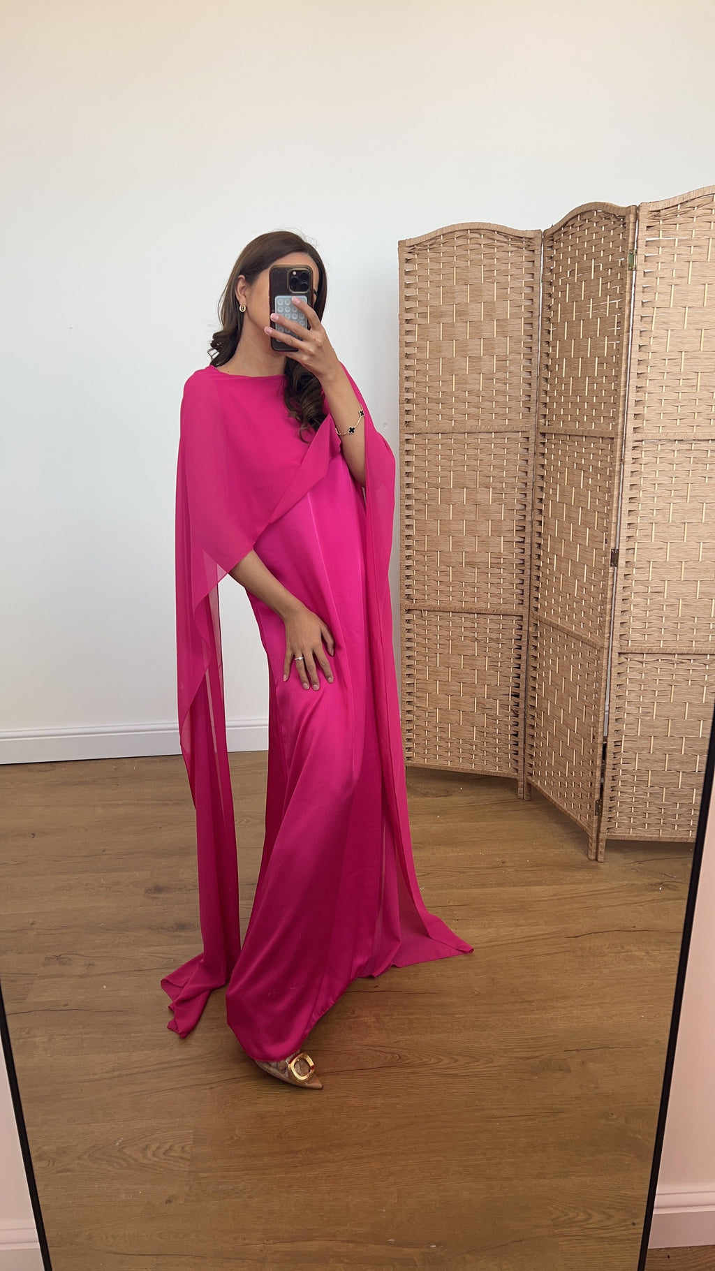 SAI ROBE EN CERISE