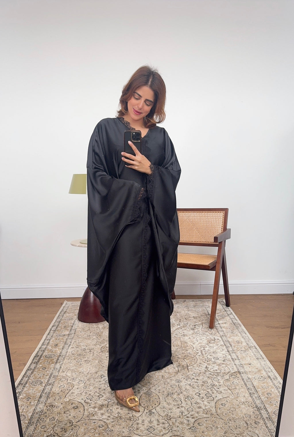 CAFTAN PAPILLON DENTELLE DÉTAIL NOIR - VELA