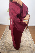 ROBE SATIN BORDEAUX AVEC DENTELLE FOULARD - MALIKA