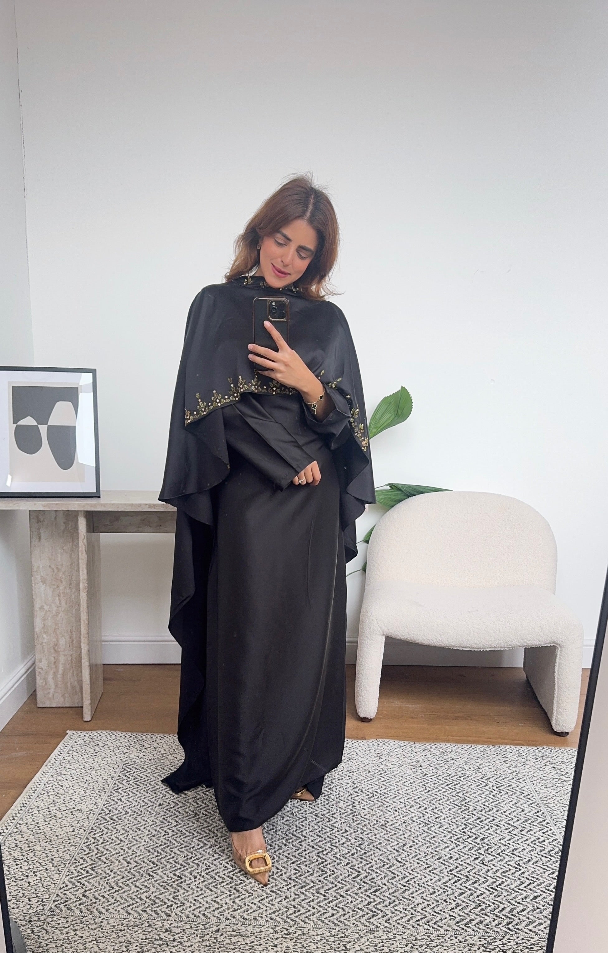 ROBE CAPE COL MONTANT NOIR - NOOR