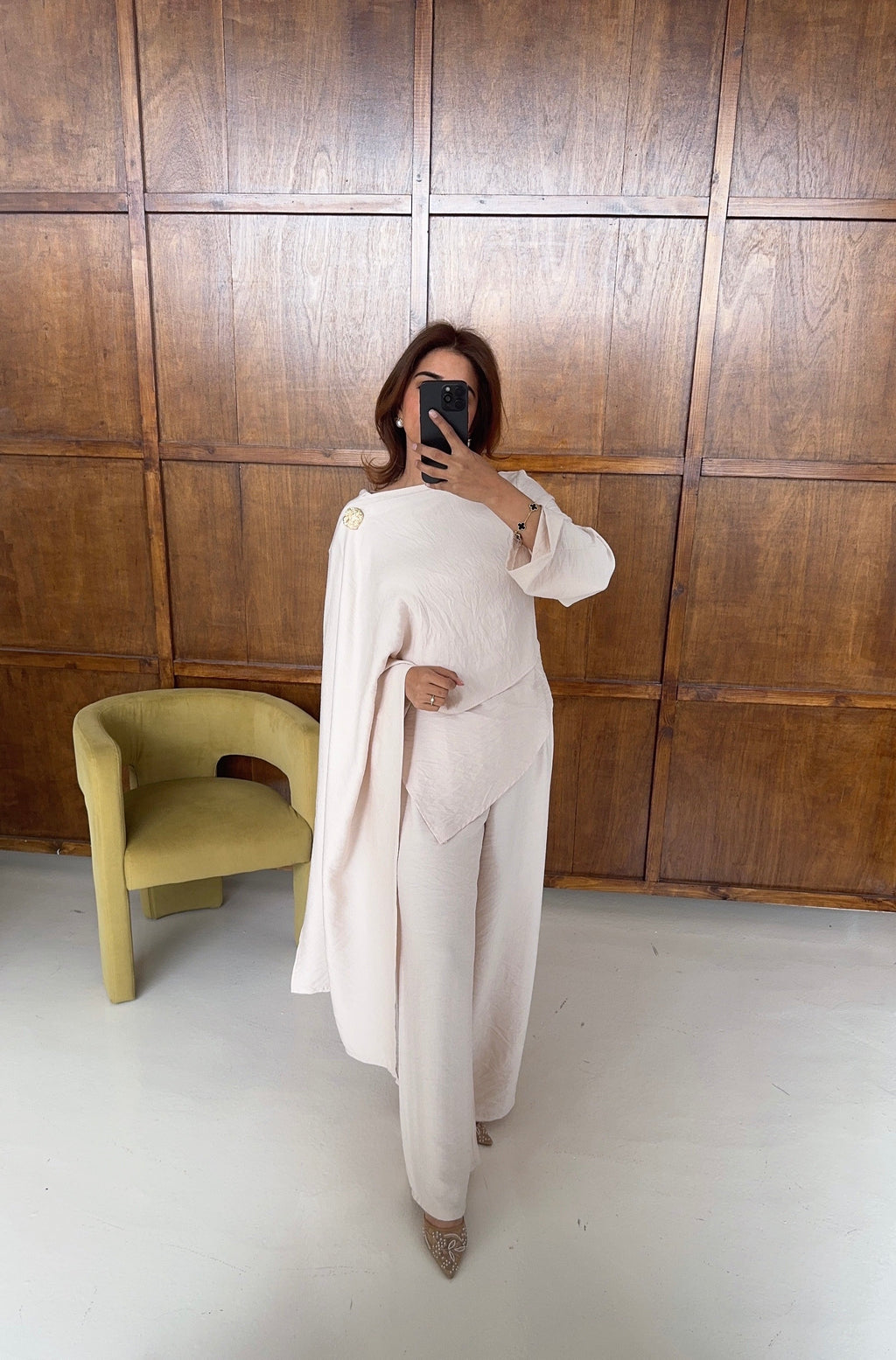 ENSEMBLE FOULARD CRÈME AVEC DORÉ BROCHE - ARYA