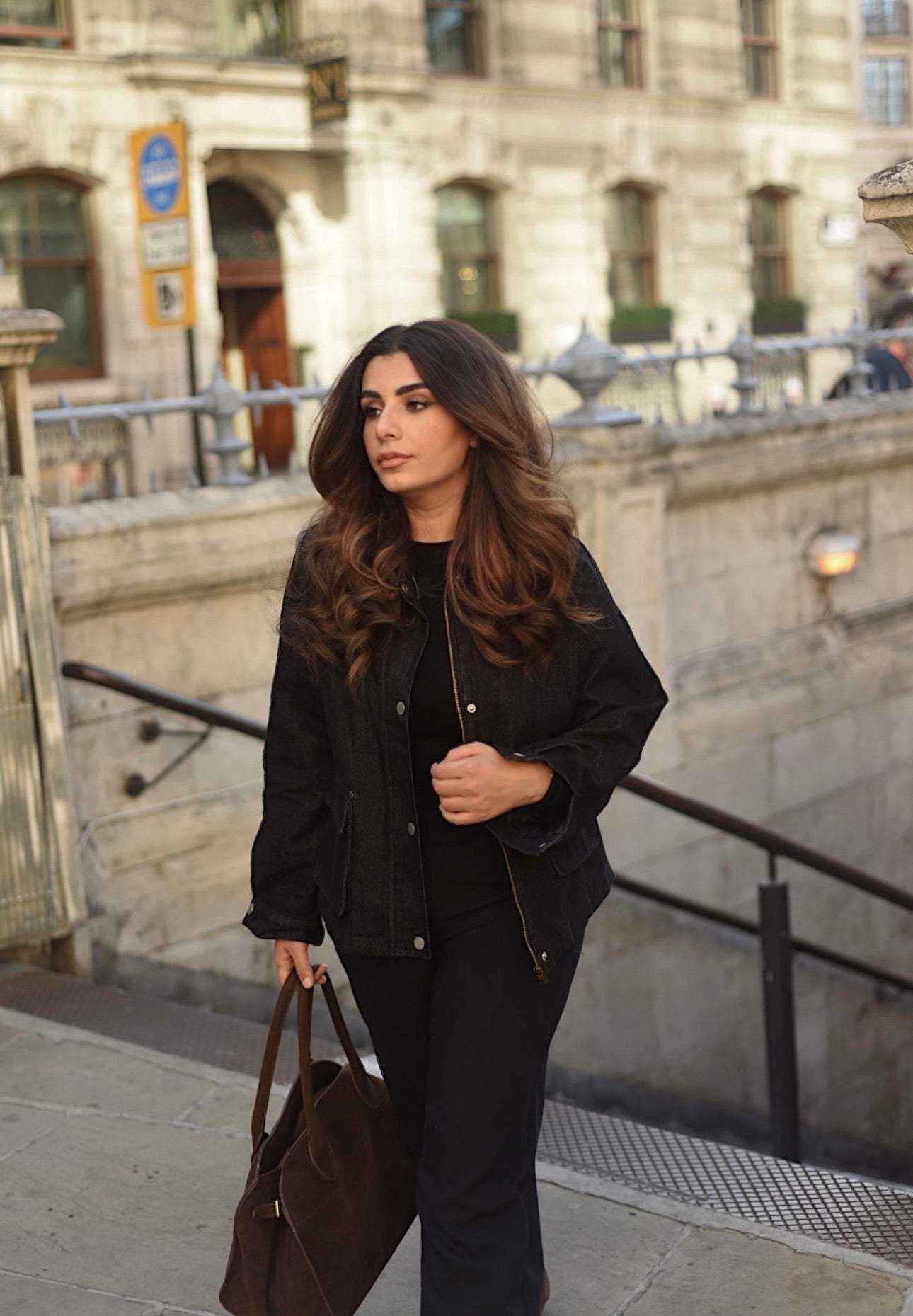 VESTE DENIM NOIR AVEC COL VELOURS CÔTELÉ - KAYA