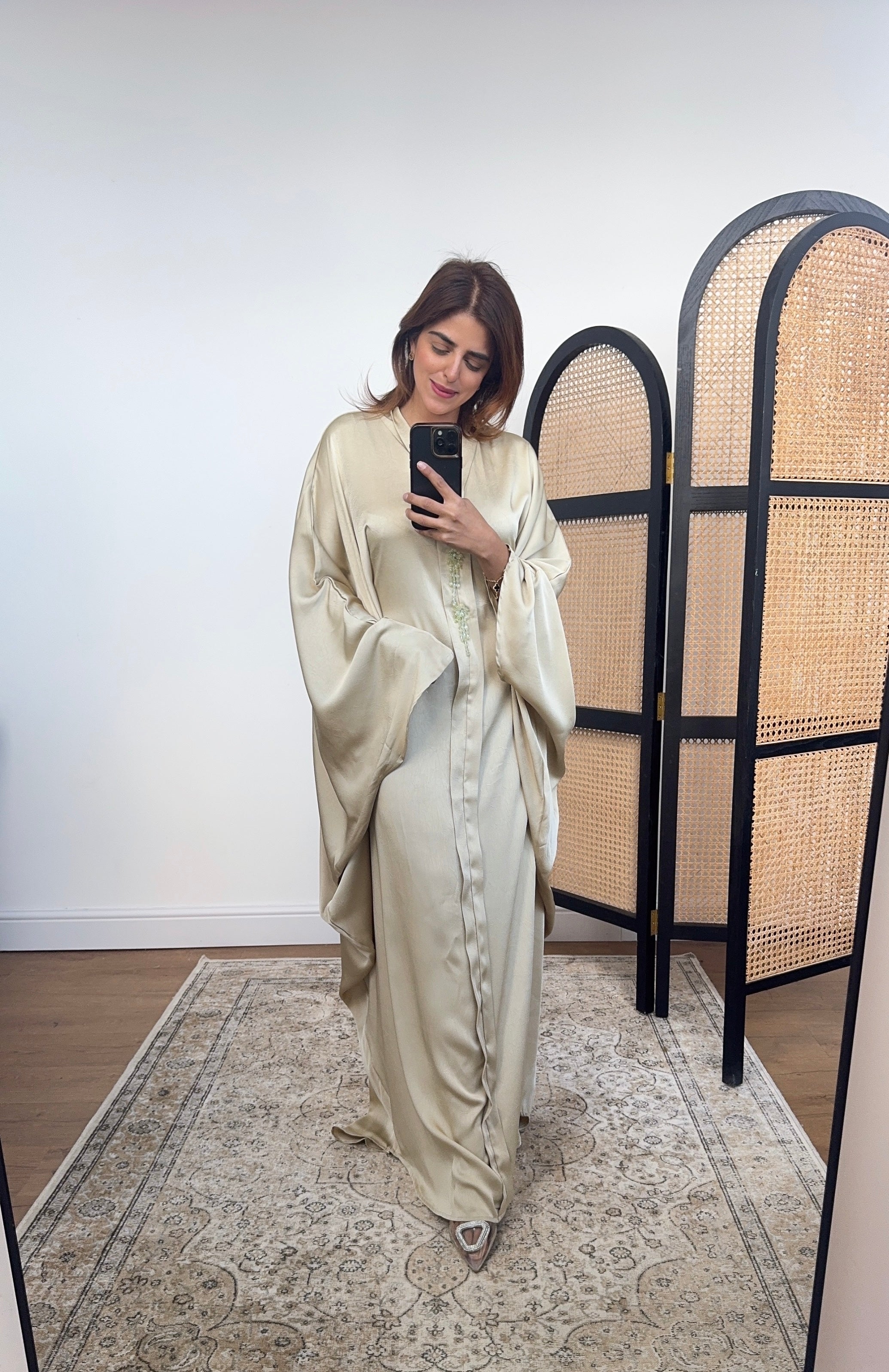 CAFTAN PAPILLON VERT AVEC BEADWORK - AYMA