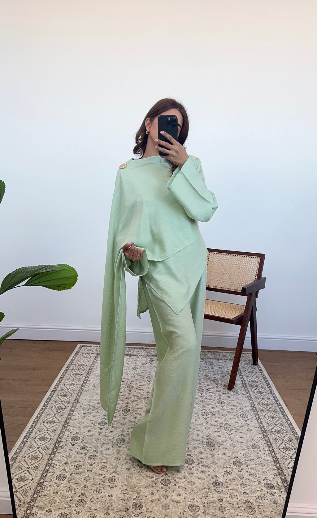 ENSEMBLE FOULARD MENTHE AVEC DORÉ BROCHE - ARYA