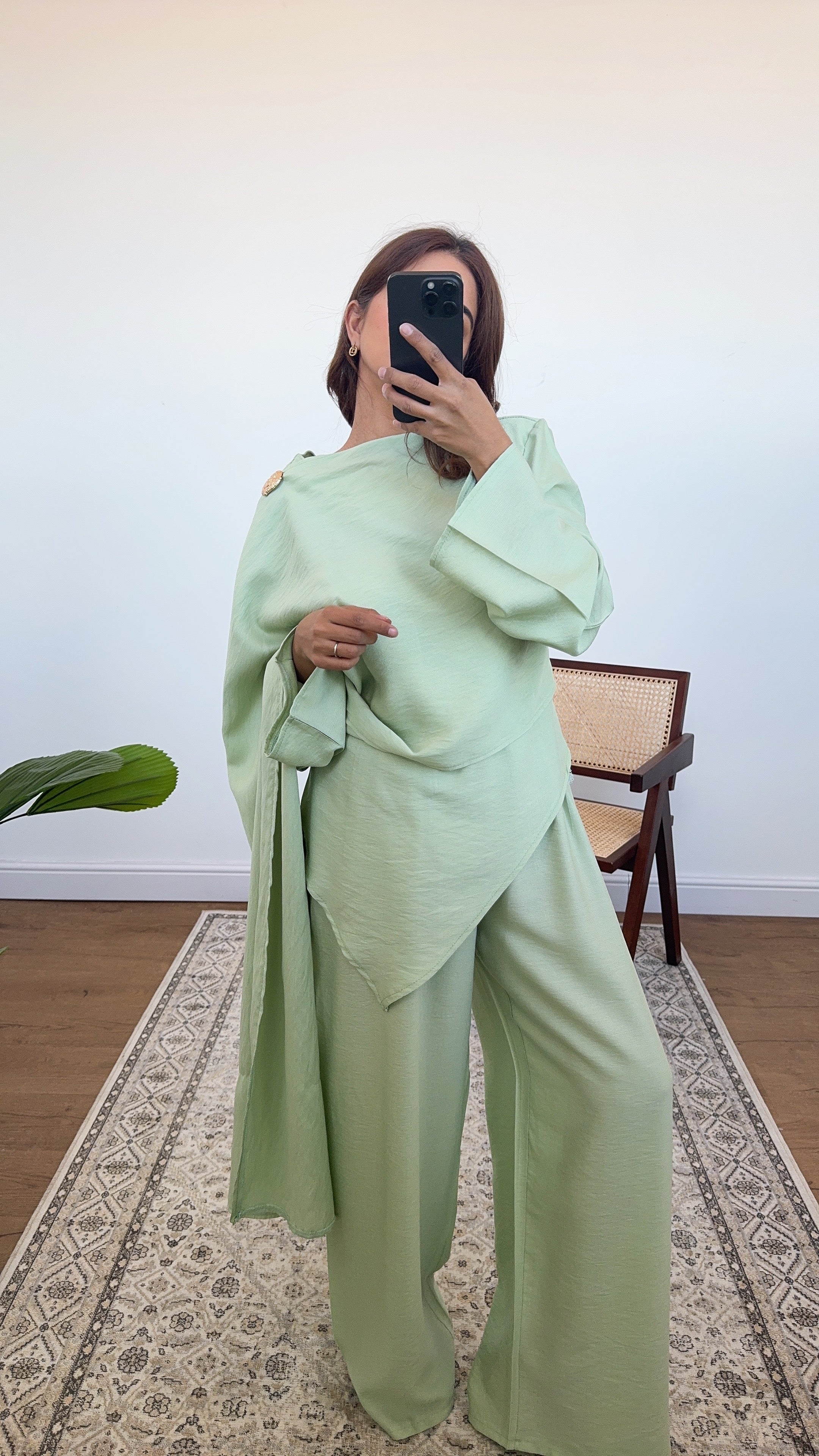 ENSEMBLE FOULARD MENTHE AVEC DORÉ BROCHE - ARYA
